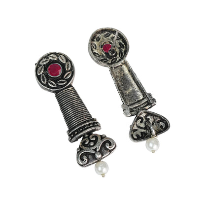 Red Stone Studded Delicate Oxidised Earrings With Hanging Pearl