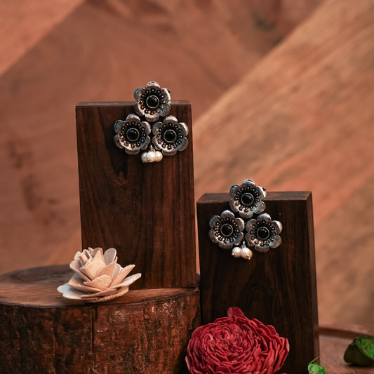 Black Stone Studded Flower Stud Earrings