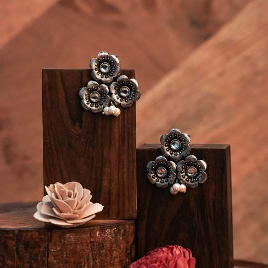 White Stone Studded Flower Stud Earrings