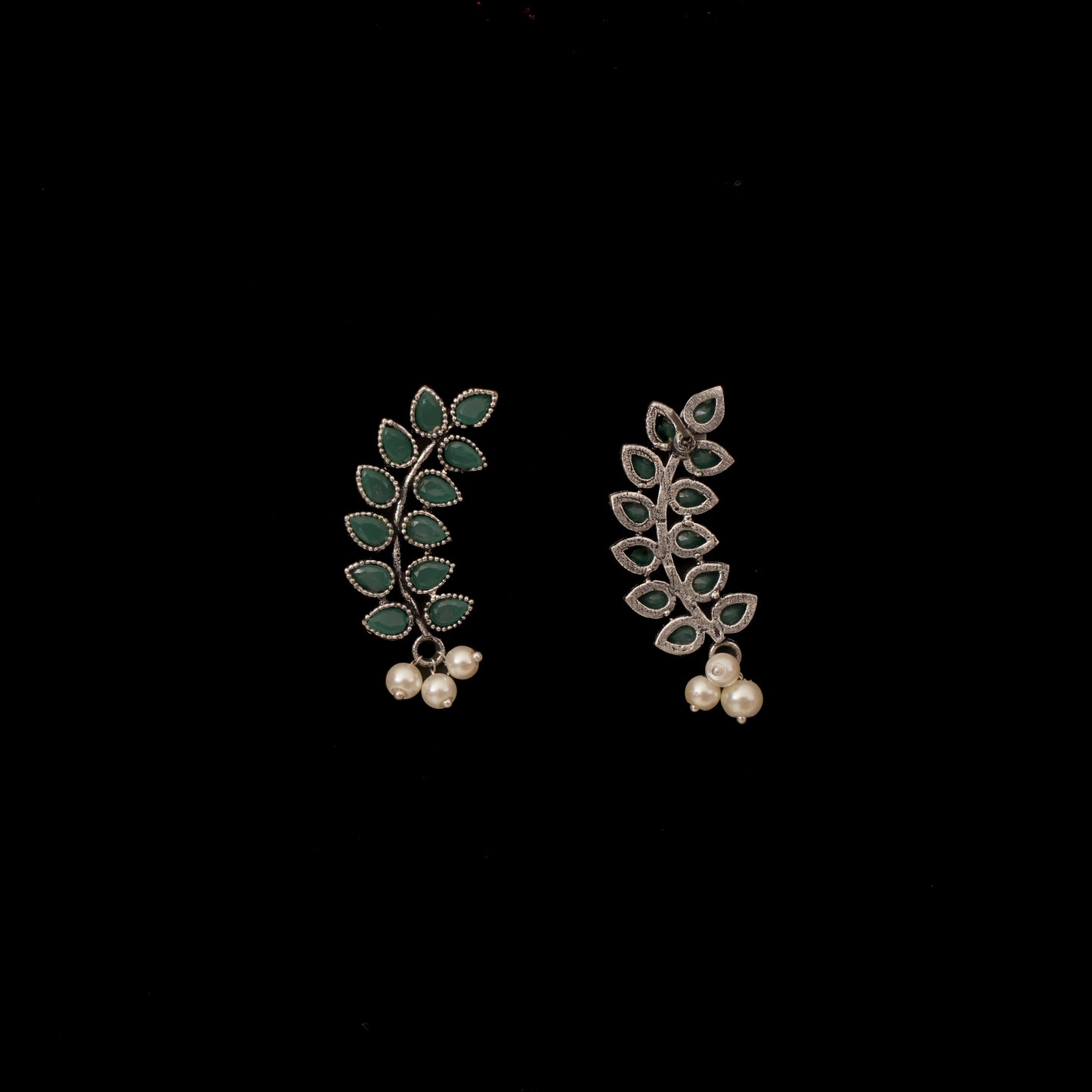 Green Stone Studded Leaves Shaped Earrings With Hanging Pearls