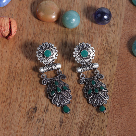 Green Stone Studded Rajwada Style Oxidised Earrings