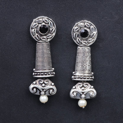 Black Stone Studded Delicate Oxidised Earrings With Hanging Pearl