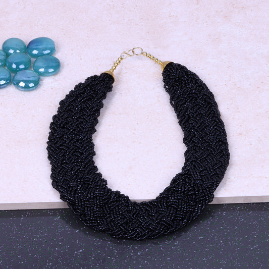 The Beauteous Braided Criss-Cross Beaded Neckpiece (Black)